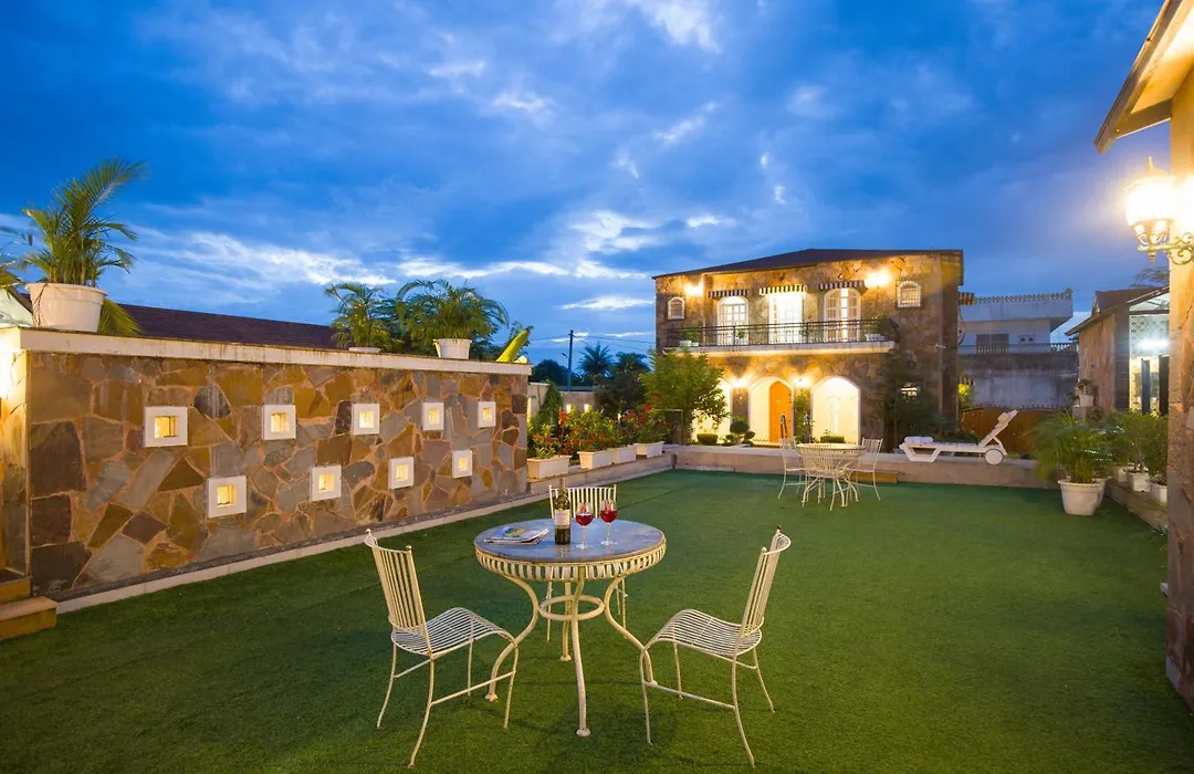 Elivaas 3 Bhk With Pvt Pool & Lush Garden - Oakwood Villa-1